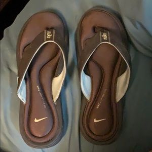 Nike flip flops